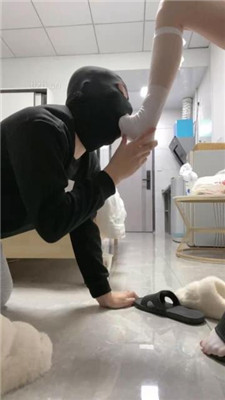 图片[12]_【奶味茶茶】舔毛拖鞋/白袜插嘴/艺术圣水/踩踏【完整版】_HD绳艺资源