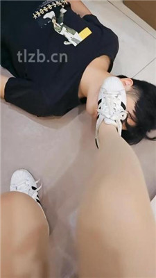 图片[3]_【嘉妮】贝壳头肉丝脚踩虐/伺候沐足_HD绳艺资源