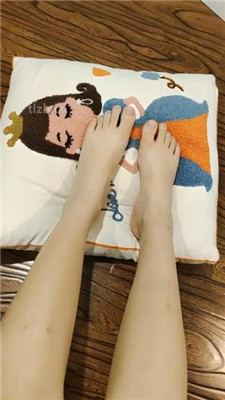 图片[9]_【可可绳艺导师】白丝恋足狂舔【完整版】_HD绳艺资源