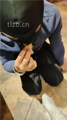 图片[4]_【舒苒】舔休闲板鞋原味黑丝_HD绳艺资源