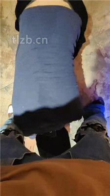 图片[9]_【舒苒】舔休闲板鞋原味黑丝_HD绳艺资源