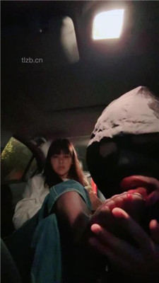 图片[2]_【普拉多】车内舔表姐的黑丝脚_HD绳艺资源