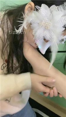 图片[8]_【柒柒学姐】女神母畜-羞涩品尝主人的高跟丝袜jio_HD绳艺资源