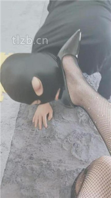 图片[4]_【云儿公主】圈养狗伺候主人沐足_HD绳艺资源