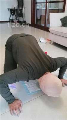 图片[11]_【凌儿】白领S周末圈养犬化下属狗【下】_HD绳艺资源