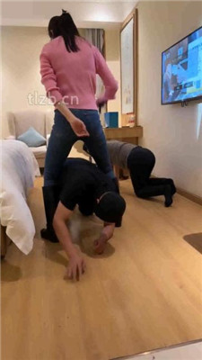 图片[11]_【沐夏夜】暴击口嗨狗-全体重高跟踩手心/鞭刑/重度耳光/圣水干_HD绳艺资源