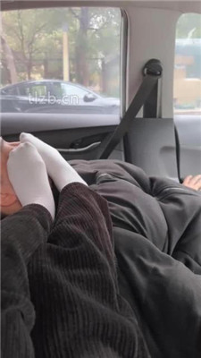 图片[5]_【奶萍】学生女神S-车内运动鞋白袜气味辱_HD绳艺资源