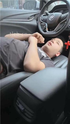 图片[10]_【奶萍】学生女神S-车内运动鞋白袜气味辱_HD绳艺资源