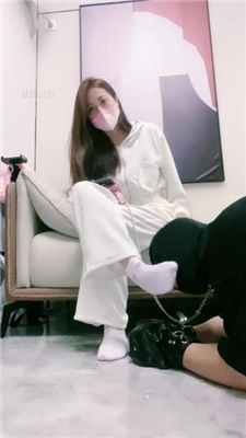 图片[11]_【小软】白袜全体重踩踏_HD绳艺资源