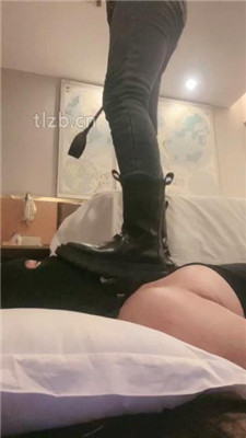 图片[7]_【绝美兔绳艺导师】短靴白袜裸足全体重踩_HD绳艺资源