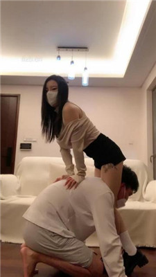 图片[12]_【宝爷】黑鞋白袜S-虐打踢踹抽耳光_HD绳艺资源