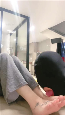 图片[5]_【小软】近距离裸足舔_HD绳艺资源