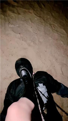 图片[12]_【小软】深夜户外训人形犬-遛狗爬行-舔脏鞋-转胯_HD绳艺资源