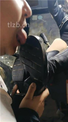 图片[4]_【诗琪】户外-挖掘机车内虐狗_HD绳艺资源