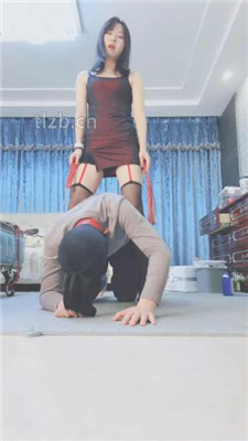 图片[4]_【果儿】遛狗骑马转胯踩脚垫-艺术装置训练【上】_HD绳艺资源