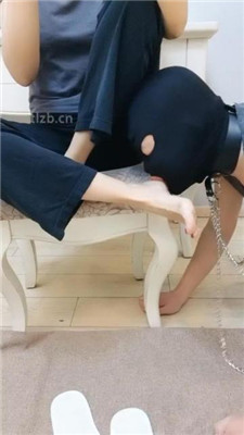 图片[2]_【Belle】近距离裸足恋足舔_HD绳艺资源