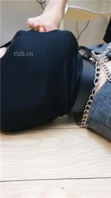 图片[6]_【Belle】近距离裸足恋足舔_HD绳艺资源