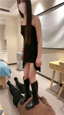 图片[4]_【乔伊】耳光连环抽/踩踏转胯提档/坐脸窒息_HD绳艺资源