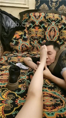 图片[11]_【文文文文】KTV-舔素人的短靴脏棉袜裸足_HD绳艺资源