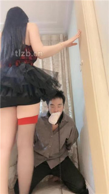 图片[16]_【桃幼幼】狗链拴狗囚禁-跪舔黑丝高跟-奖励圣水-骑马塞嘴_HD绳艺资源