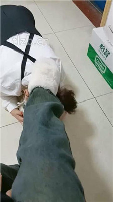 图片[20]_【爱可呀】班花作客玩女奴-跪拜/清理鞋底/骑马/舌头足浴_HD绳艺资源