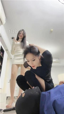 【芊芊】帆布鞋拖裸足踩金鱼爆浆