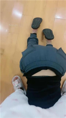 【芊芊】帆布鞋拖裸足踩金鱼爆浆
