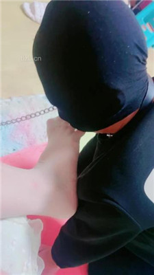 图片[10]_【北京艾琳】骑脖转胯/肉丝脚踩虐/高跟臭脚捂脸_HD绳艺资源