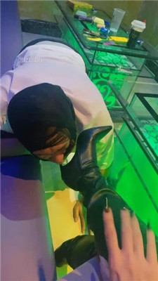 图片[8]_【陈甜女帝】KTV窒息喂食提档【下】_HD绳艺资源