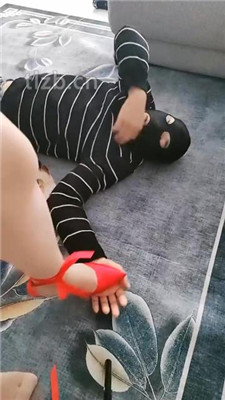 图片[6]_【广东迪迪】红高跟肉丝恋足调-踩虐【双视角版】_HD绳艺资源