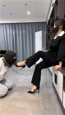 图片[6]_【辣姐】女白领S-耳光/铁链拴狗/藤条皮带训练/肉丝插嘴/踩踏喂食_HD绳艺资源