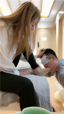 图片[13]_【苒溪】品尝原味裸足/吸袜子/转胯/插嘴_HD绳艺资源