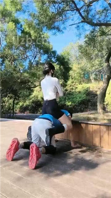 图片[15]_【高难度挑战美学】户外公园花式虐骑/马背上享受午后阳光_HD绳艺资源