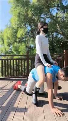 图片[16]_【高难度挑战美学】户外公园花式虐骑/马背上享受午后阳光_HD绳艺资源