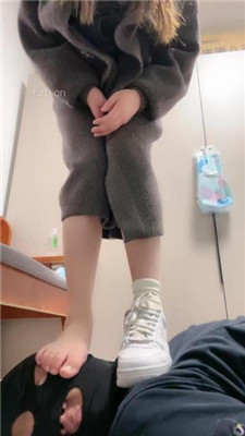 图片[8]_【樱子大人】骑马-舔空军一号棉袜-臭脚捂脸-转胯【下】_HD绳艺资源