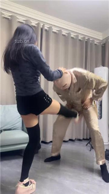 图片[10]_【狗哥】反差素人过膝袜诱惑调狗_HD绳艺资源