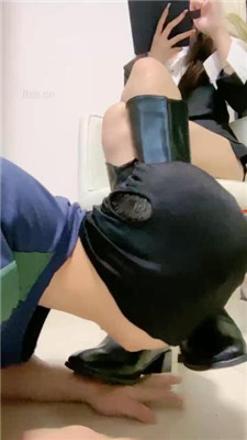 【路子】长靴美腿诱惑-白袜闻舔_HD绳艺资源