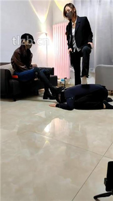 图片[4]_【文文文文】素人双S-舔脏鞋/闻白袜/训练踢踹【四视角版】_HD绳艺资源