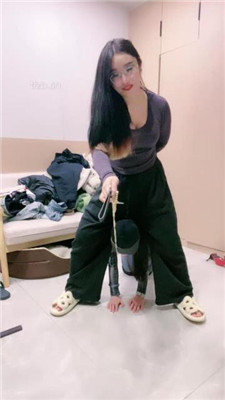 图片[8]_【小羊】狗链转胯遛狗/品尝裸足_HD绳艺资源