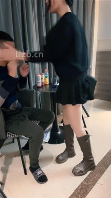 图片[2]_【孤傲女帝】胯下的卑贱-圣水淋浴/耳光/艺术吃内内_HD绳艺资源