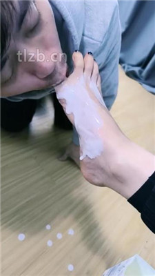 图片[8]_【冰爷】跪舔短靴原味白袜/脚喂酸奶_HD绳艺资源