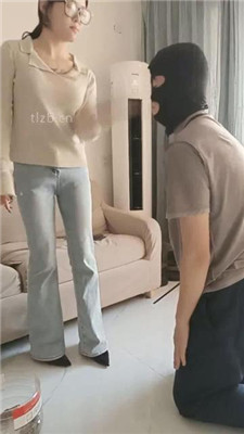 图片[2]_【小殿下】抽耳光/磕头求虐/高跟踩虐_HD绳艺资源