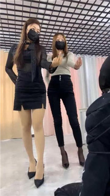 图片[20]_【喵主】办公室双S-桌底跪舔/踩踏喂食/口水吐脸_HD绳艺资源