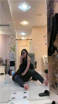 图片[20]_【傲雪】揪耳朵/原味白袜辱/骑脖/舔脏鞋底/掐乳_HD绳艺资源