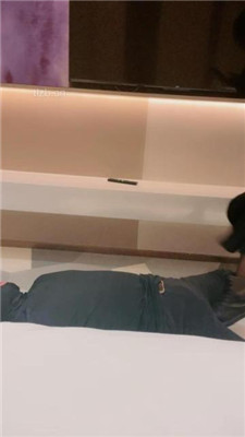 图片[6]_【柔儿公主】短靴踩踏/舔脏鞋底/赏赐圣水_HD绳艺资源