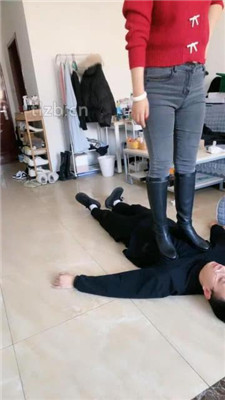 图片[8]_【嘉文】长靴踩踏/闻舔白袜/家务奴_HD绳艺资源