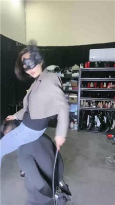 图片[13]_【高傲】狗笼圈养/骑马爬行/喂口水/训练/训练_HD绳艺资源