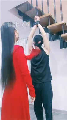 【护短】吊绑驯化不听话的小狗_HD绳艺资源