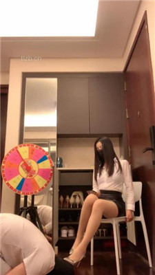 图片[5]_【宝爷】多双鞋全体重踩踏/骑脖/舔内裤_HD绳艺资源