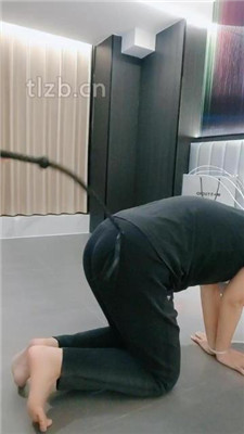 图片[16]_【橘子】嘴叼鞋子/滴蜡训练/脚插嘴_HD绳艺资源